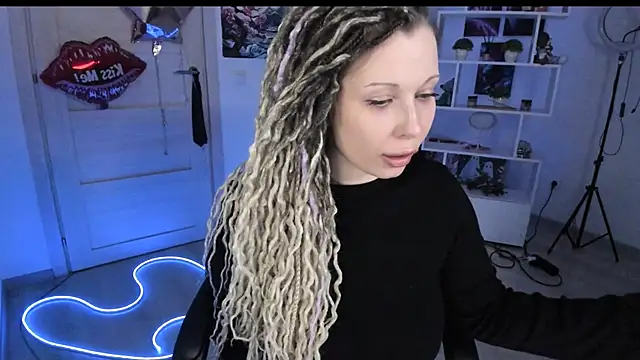 HoneySallyMoore's Live XXX Chat