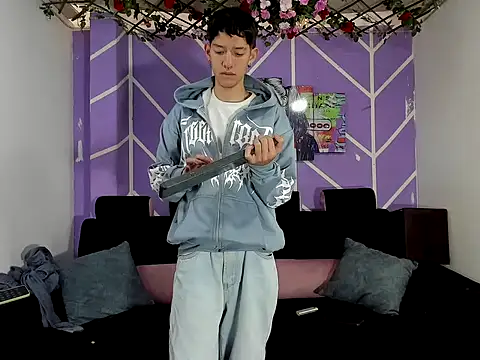 heyy_noah11 在線直播表演