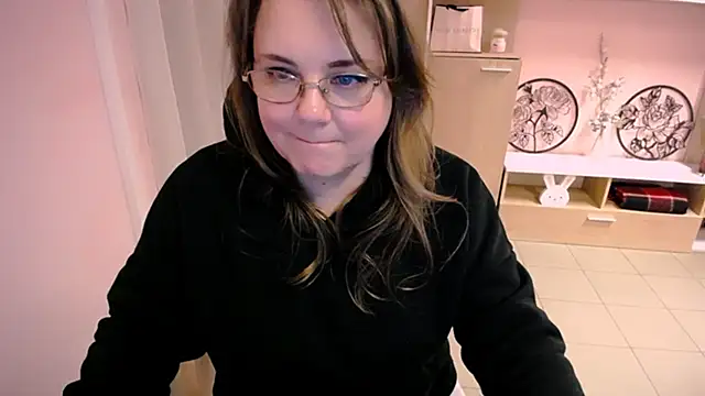 Chat +18 de NeuroDoll ao vivo