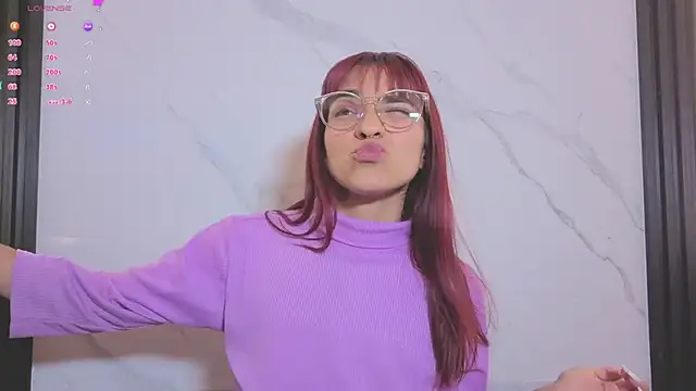 Chat XXX Live Scarlet_Red_