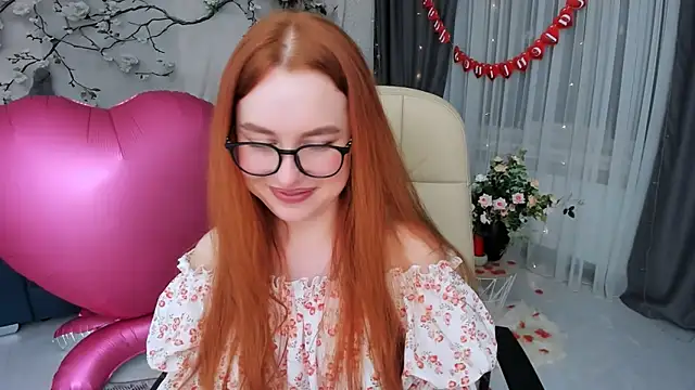 AirySilhouette Adlı Modelin Canlı XXX Sohbeti