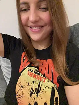 Show modela AliceDesmee na web-kameri