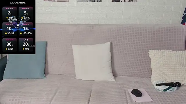 kiramarta Adlı Modelin Canlı XXX Sohbeti