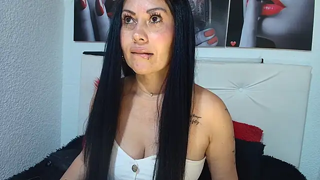 Онлайн чат XXX Tania_mature