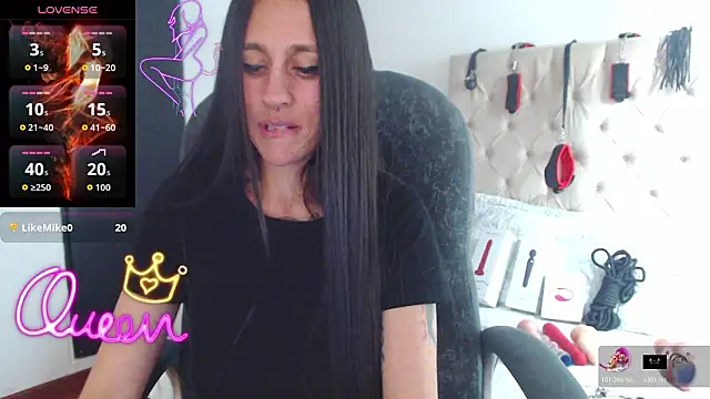 Chat XXX en directo de thin_tatto