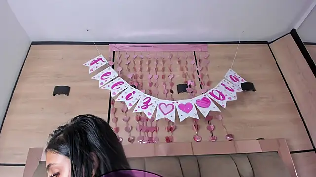 Онлайн чат XXX karol_lewiss