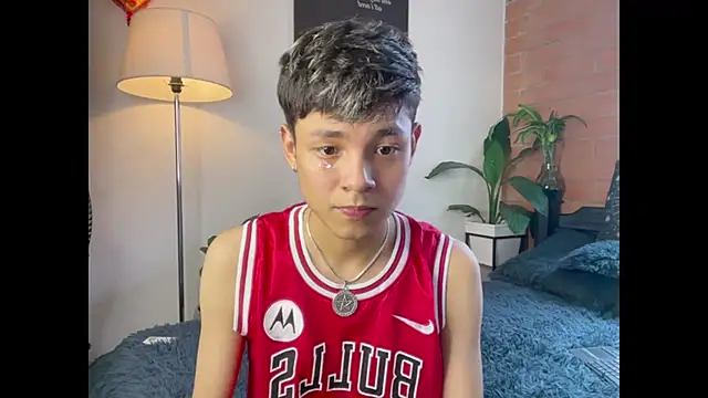 XXX chat uživo modela Andy_Belier23