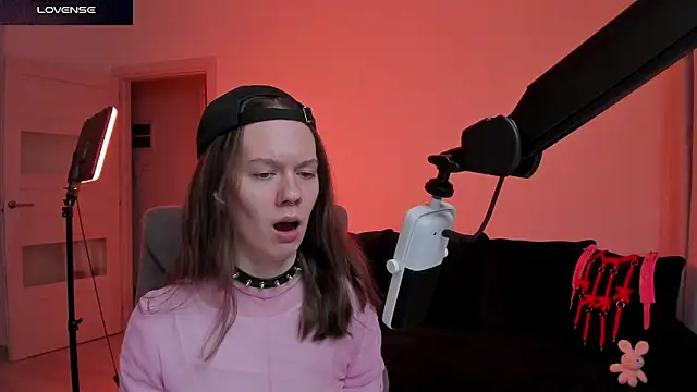 SharkyBaby's Live XXX Chat