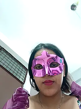 Shivani_hotty élő XXX-chatje