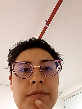 Chat +18 de Juliexxxxtasy ao vivo