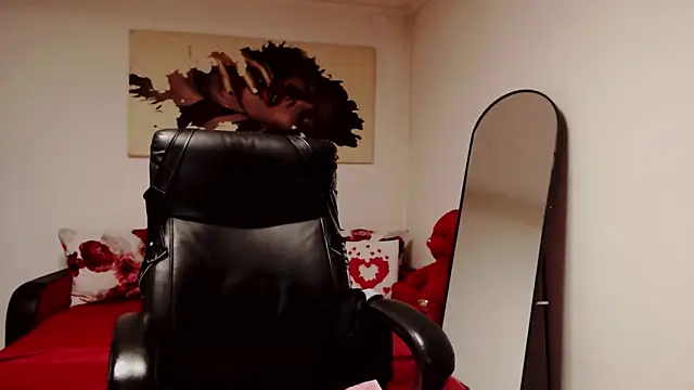 LaylaMilf Live XXX-chat