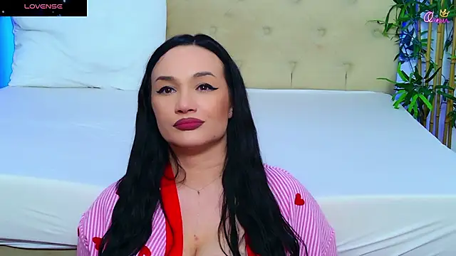 Chat +18 de DaliyaArabian ao vivo