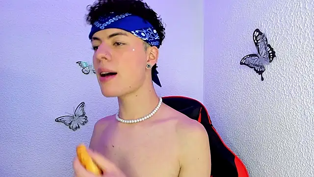 andrew_ixz – Naživo XXX chat