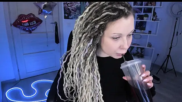 HoneySallyMoore Live XXX Chat