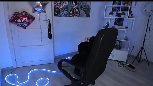 HoneySallyMoore: онлайн-секс-чат