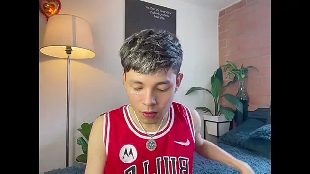 Andy_Belier23のライブXXXチャット