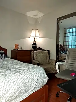 FallsForHerSmile লাইভ XXX চ্যাট