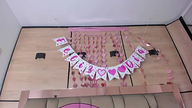 karol_lewiss: онлайн-секс-чат