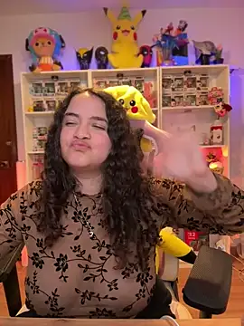 Sweet_sully__ élő XXX-chatje