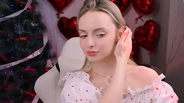 JuliaBrewwerのライブXXXチャット