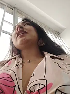 _Sarah-Office1のライブXXXチャット