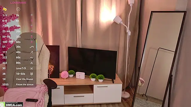 lil_monikaa লাইভ XXX চ্যাট