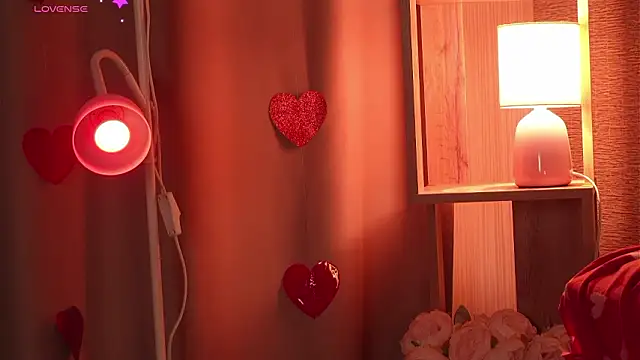 jenniferonlyforu: онлайн-секс-чат