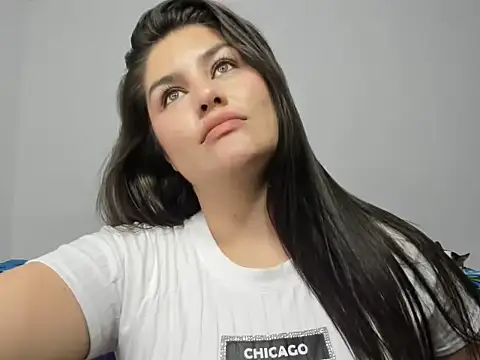 Karina27 লাইভ XXX চ্যাট