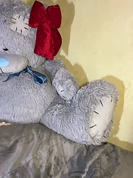 Chat +18 de Layana_Ro ao vivo