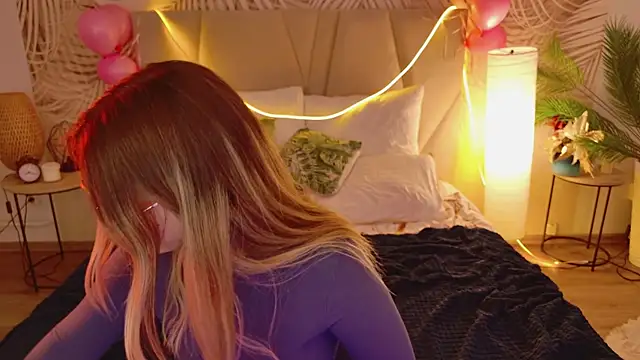 KellyHayden: онлайн-секс-чат