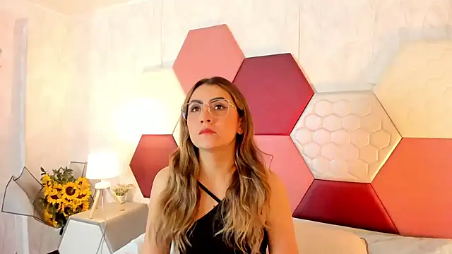 Chat +18 de AriaRous ao vivo