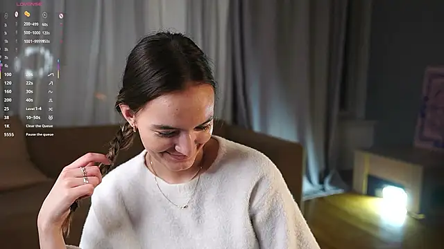 Chat +18 de DollieDerwin ao vivo