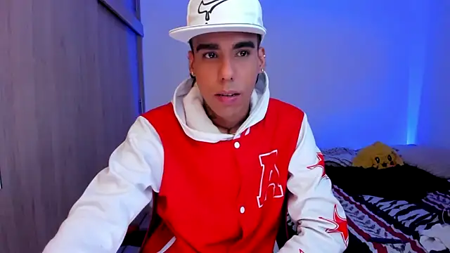 Damianwhite: απευθείας συνομιλία ΧΧΧ