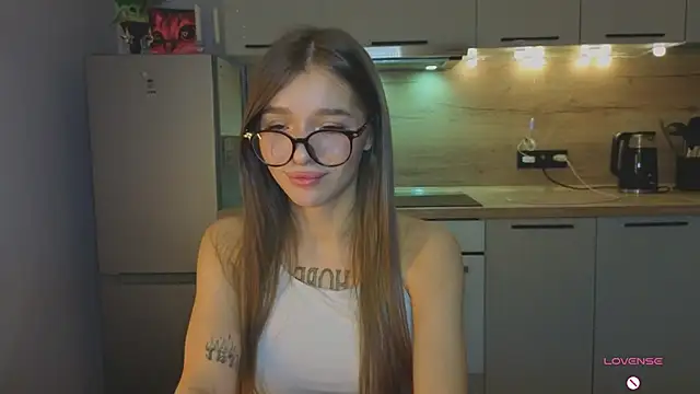 baby_ber Chat XXX live