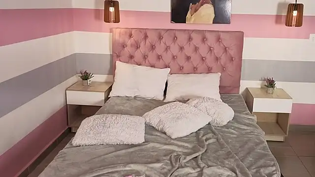 little_emma0 即時 XXX 聊天