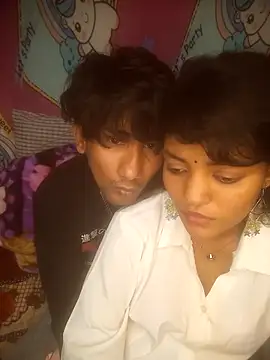 Freakingromance Webcamshow