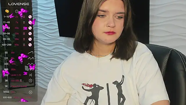 LanaTreades – Naživo XXX chat