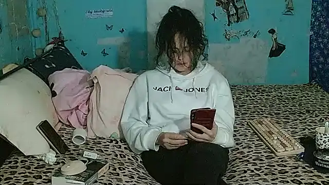 Chatroom XXX en direct de brighteyes77