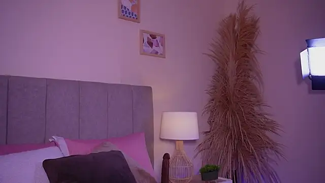 curvyliciousss: онлайн-секс-чат