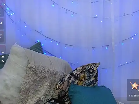 ninaa_fox live XXX chat