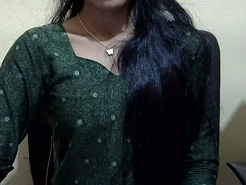 Khushi_v Show in webcam