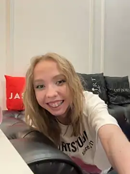 Evelyn_Neal's Live XXX Chat