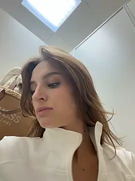 -AngelAri-のライブXXXチャット