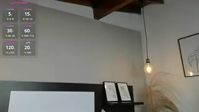 دردشة ZarahFoxx الجنسية المباشرة