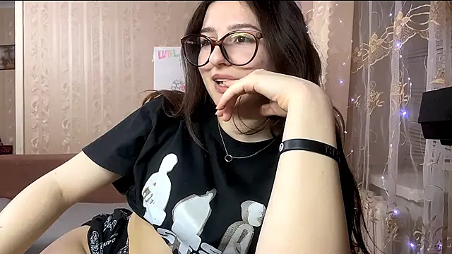 دردشة DonnieBooton الجنسية المباشرة