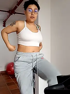 Juliexxxxtasy live XXX chat