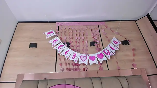 Онлайн чат XXX karol_lewiss