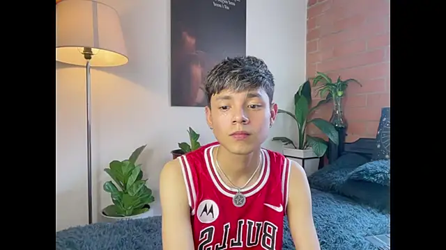 Czat XXX na żywo – Andy_Belier23