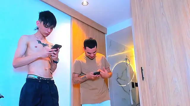 TheBatMansionのウェブカメラショー