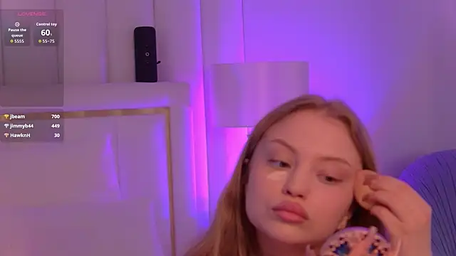 Онлайн чат XXX MollyHilton